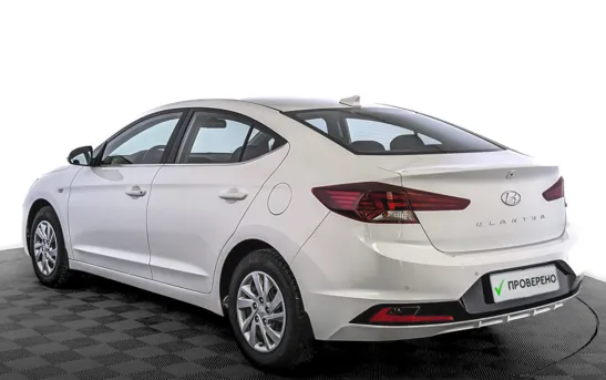 Hyundai Elantra 1.60 автоматическая, фото №4