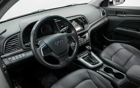 Hyundai Elantra 2.00 автоматическая, фото №15