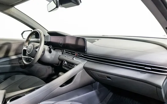 Hyundai Elantra 2.00 автоматическая, фото №5