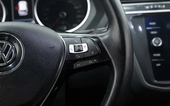 Volkswagen Tiguan 2.00 робот, фото №13