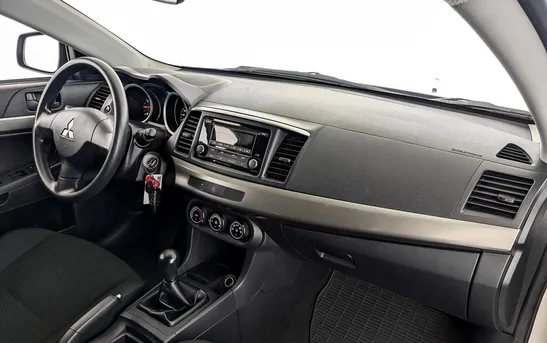 Mitsubishi Lancer 1.60 механика, фото №5