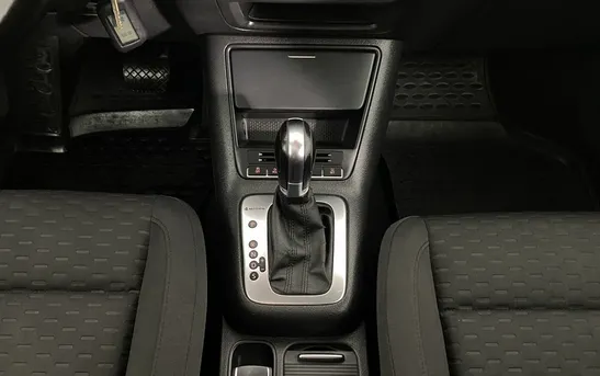 Volkswagen Tiguan 2.00 автоматическая, фото №8