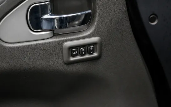 Nissan Pathfinder 3.00 автоматическая, фото №13