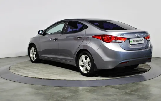 Hyundai Elantra 1.60 автоматическая, фото №4