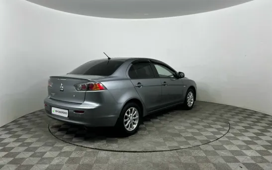 Mitsubishi Lancer 1.60 механика, фото №2