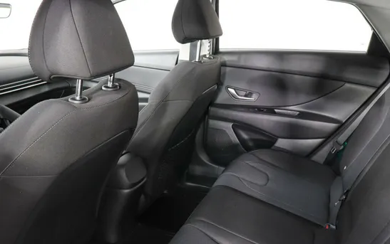 Hyundai Elantra 1.60 автоматическая, фото №6