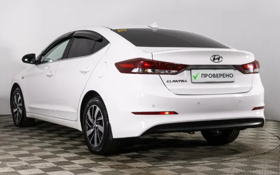 Hyundai Elantra 1.60 автоматическая, фото №4