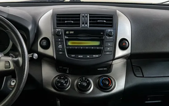 Toyota RAV4 2.00 вариатор, фото №10