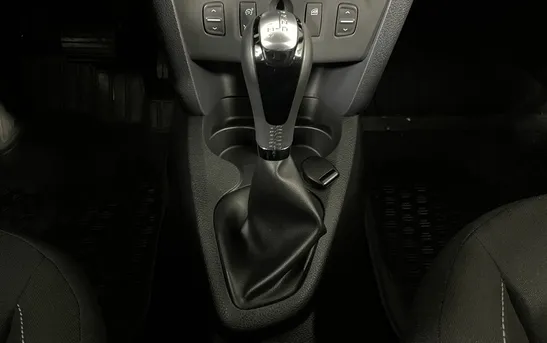 Renault Sandero 1.60 автоматическая, фото №8