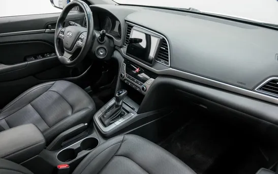 Hyundai Elantra 2.00 автоматическая, фото №5