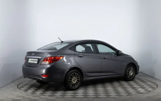 Hyundai Solaris 1.60 автоматическая, фото №2