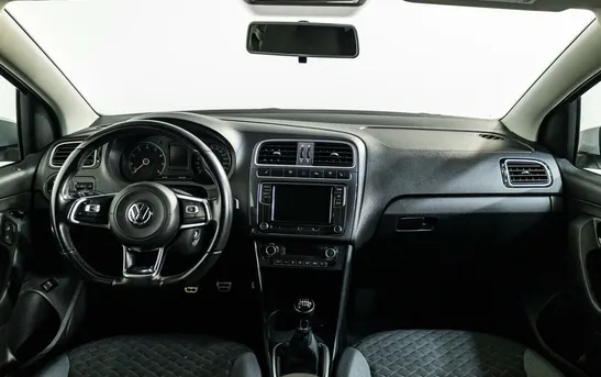 Volkswagen Polo 1.40 механика, фото №8