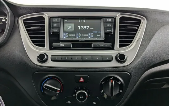 Hyundai Solaris 1.60 автоматическая, фото №12