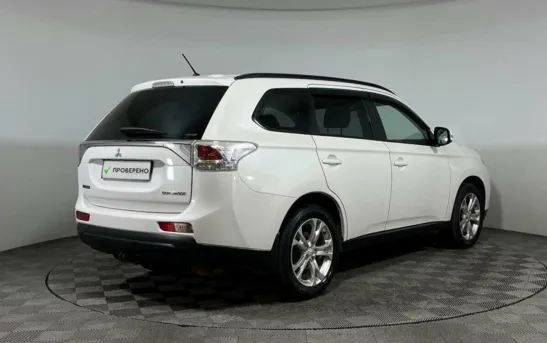 Mitsubishi Outlander 2.40 вариатор, фото №2