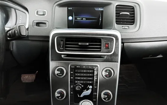 Volvo S60 2.00 автоматическая, фото №9