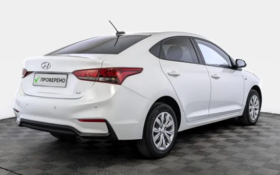 Hyundai Solaris 1.60 автоматическая, фото №2