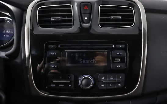 Renault Logan 1.60 механика, фото №8