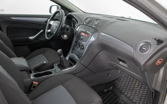 Ford Mondeo 1.60 механика, фото №5
