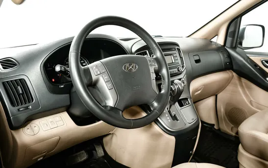 Hyundai H-1 2.50 автоматическая, фото №9