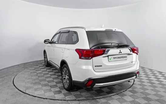 Mitsubishi Outlander 2.00 вариатор, фото №4