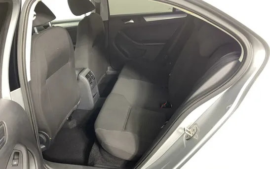 Volkswagen Jetta 1.60 автоматическая, фото №9