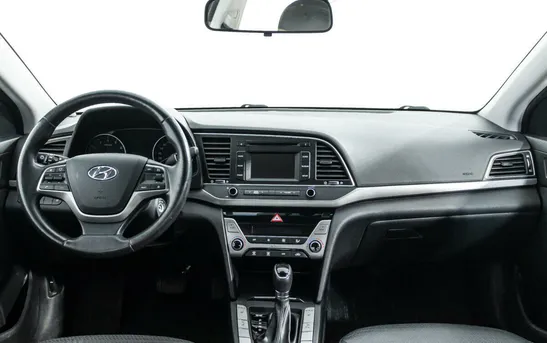 Hyundai Elantra 2.00 автоматическая, фото №9