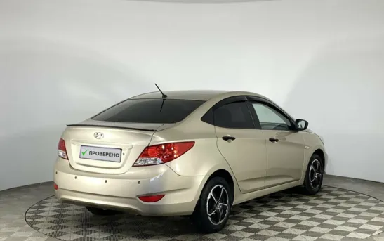 Hyundai Solaris 1.60 автоматическая, фото №2