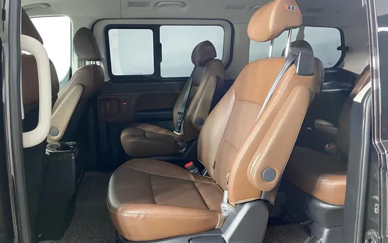 Hyundai Grand Starex 2.50 автоматическая, фото №6