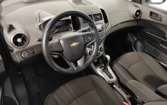 Chevrolet Aveo 1.60 автоматическая, фото №5