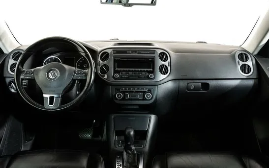 Volkswagen Tiguan 2.00 автоматическая, фото №6