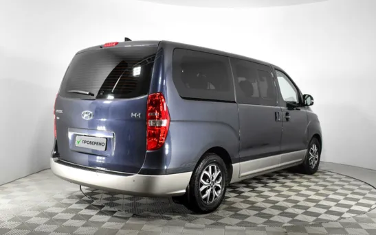 Hyundai H-1 2.50 автоматическая, фото №2