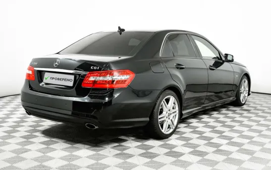 Mercedes-Benz E-Класс 1.80 автоматическая, фото №2