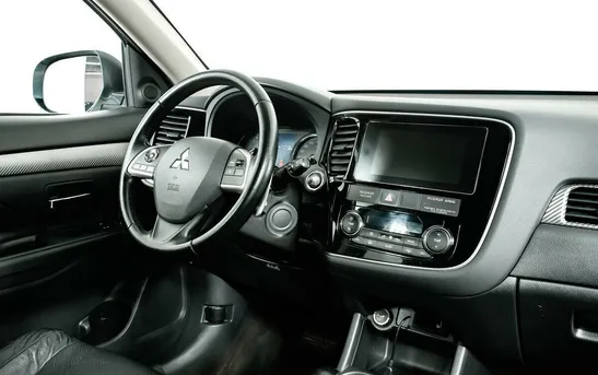 Mitsubishi Outlander 3.00 автоматическая, фото №5