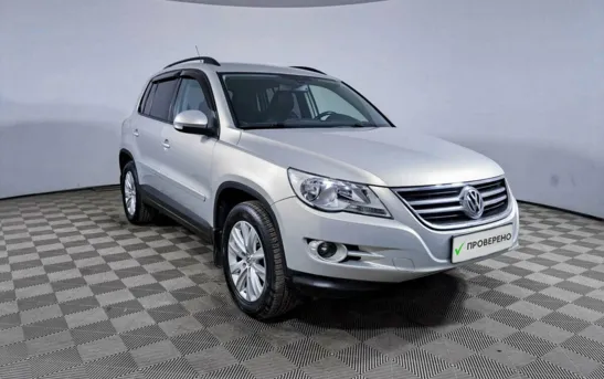 Volkswagen Tiguan 2.00 автоматическая, фото №3