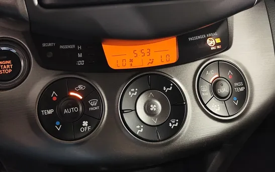 Toyota RAV4 2.00 вариатор, фото №21