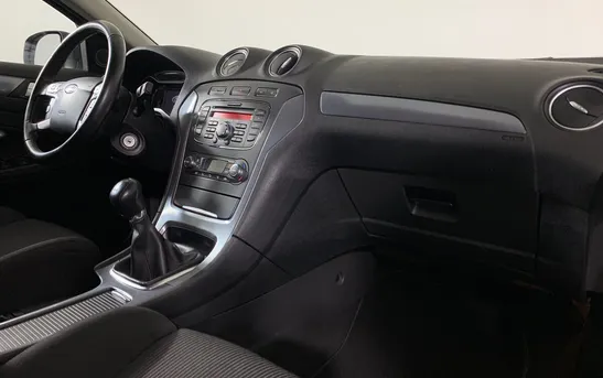 Ford Mondeo 2.00 механика, фото №6