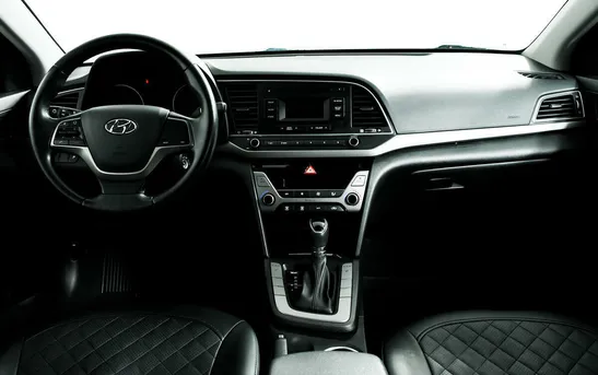 Hyundai Elantra 1.60 автоматическая, фото №7