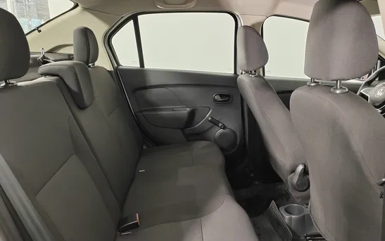 Renault Logan 1.60 автоматическая, фото №6