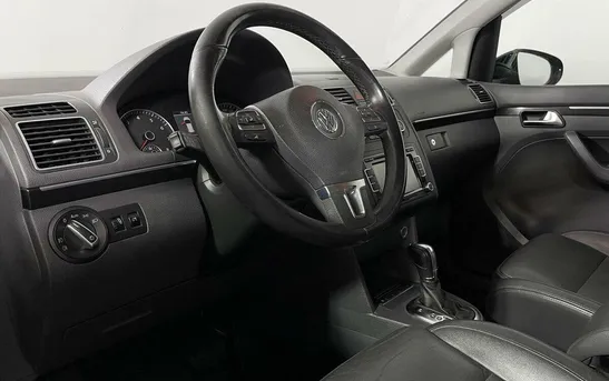 Volkswagen Touran 1.40 робот, фото №9