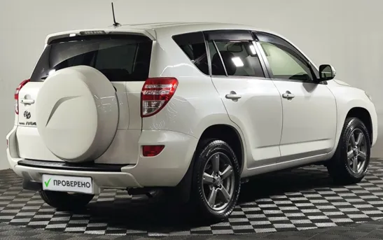 Toyota RAV4 2.00 вариатор, фото №2