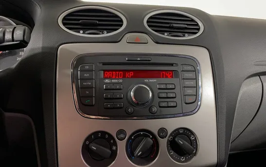 Ford Focus 1.80 механика, фото №8