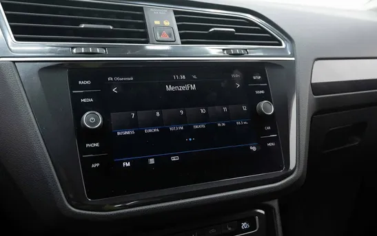 Volkswagen Tiguan 2.00 робот, фото №9