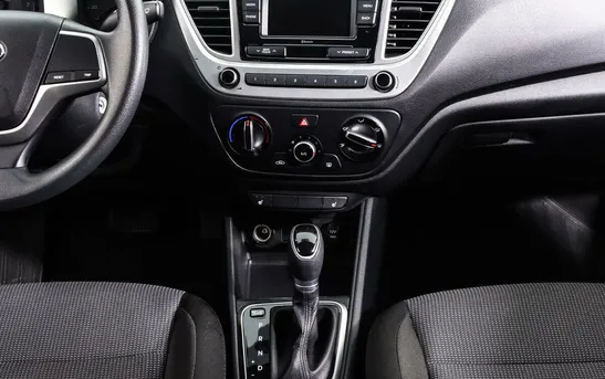 Hyundai Solaris 1.60 автоматическая, фото №12