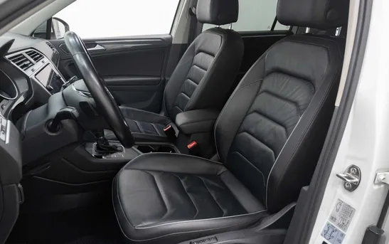 Volkswagen Tiguan 2.00 робот, фото №7