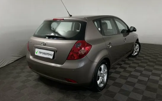 Kia Ceed 1.60 автоматическая, фото №2