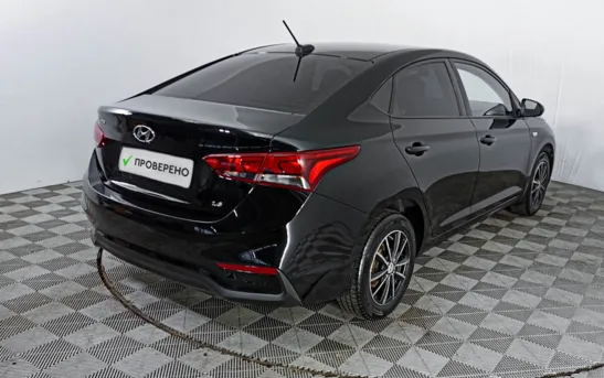 Hyundai Solaris 1.60 автоматическая, фото №2