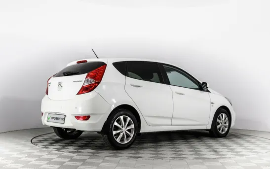 Hyundai Solaris 1.60 автоматическая, фото №2