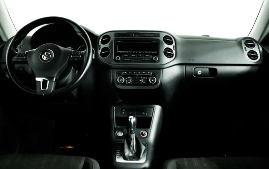 Volkswagen Tiguan 2.00 автоматическая, фото №5