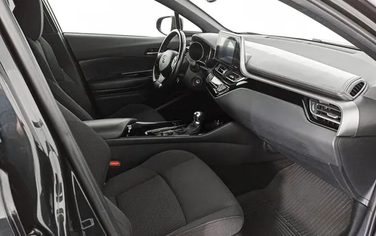 Toyota C-HR 2.00 вариатор, фото №5