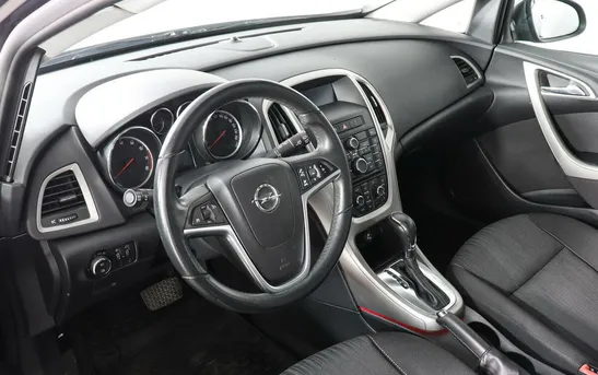 Opel Astra 1.40 автоматическая, фото №5